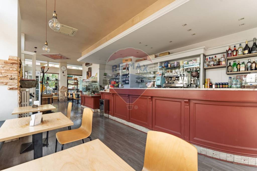 negozio in vendita a Bergamo in zona Borgo Palazzo