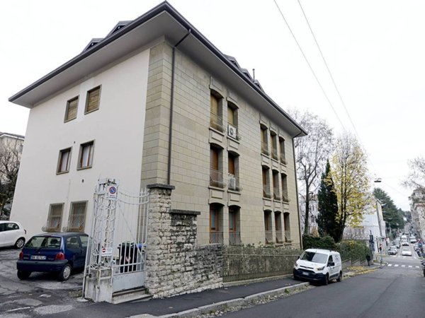 appartamento in vendita a Bergamo in zona Borgo Palazzo