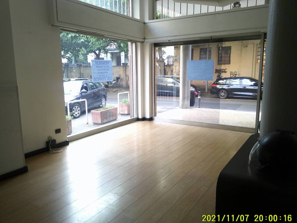 ufficio in vendita a Bergamo in zona Redona