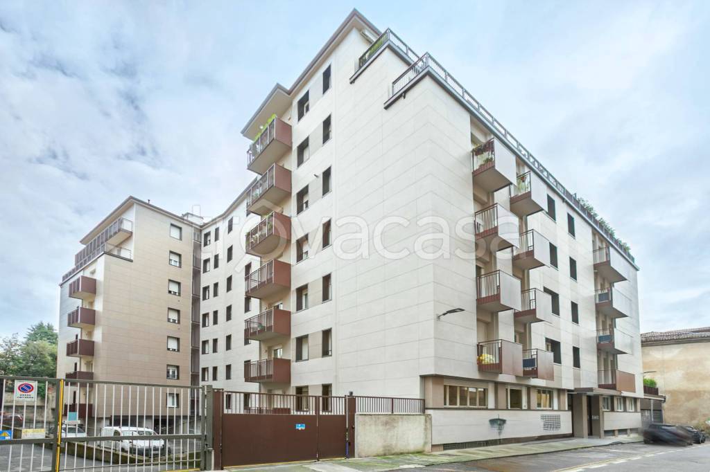 appartamento in vendita a Bergamo in zona Bergamo Centro