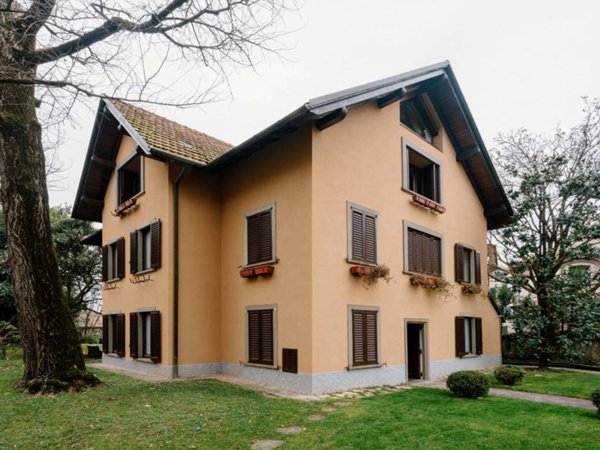 casa indipendente in vendita a Bergamo in zona Borgo Palazzo