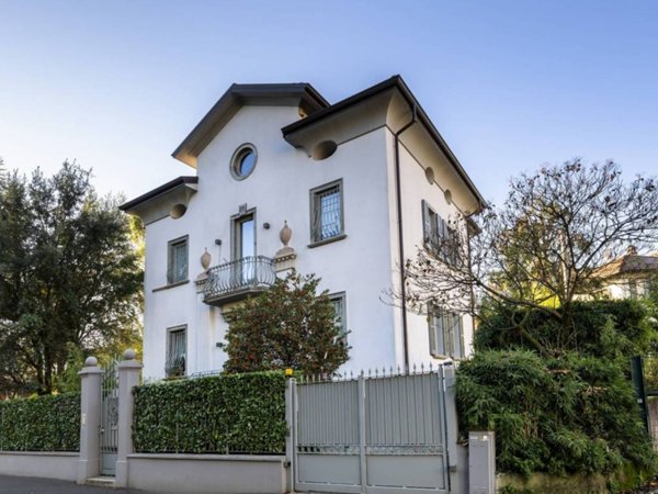 casa indipendente in vendita a Bergamo in zona Redona