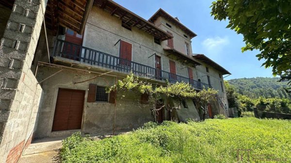 casa indipendente in vendita a Bergamo in zona Valtesse/Valverde