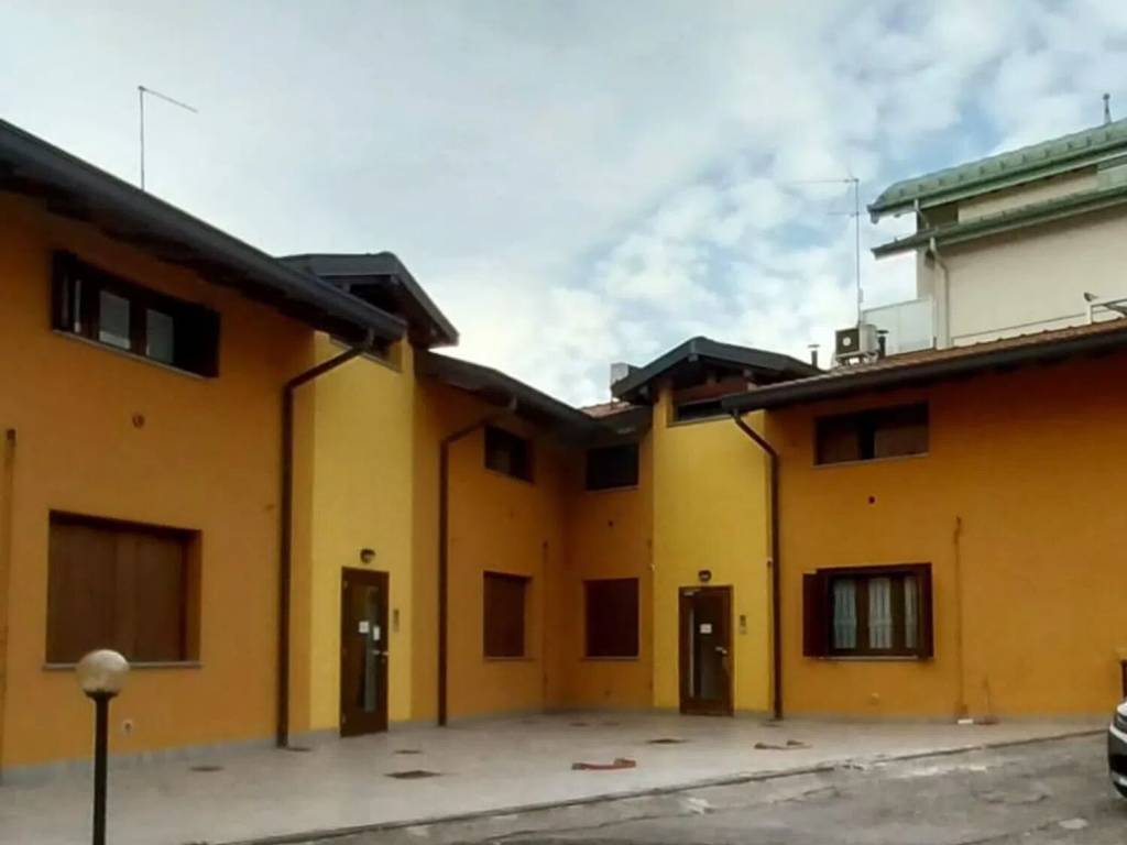 appartamento in vendita a Bergamo in zona Borgo Palazzo