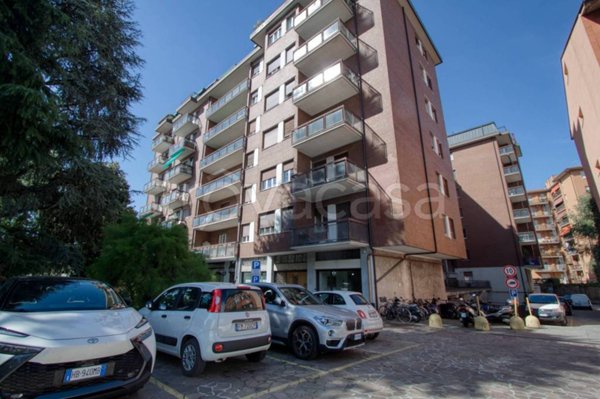 ufficio in vendita a Bergamo in zona Malpensata