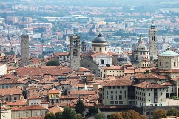 appartamento in vendita a Bergamo in zona Città Alta