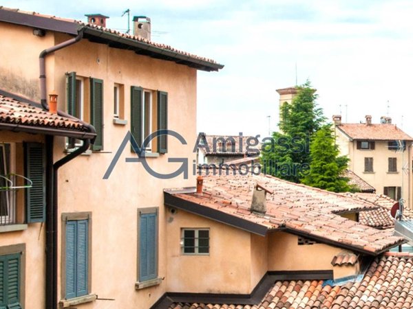 appartamento in vendita a Bergamo in zona Bergamo Centro