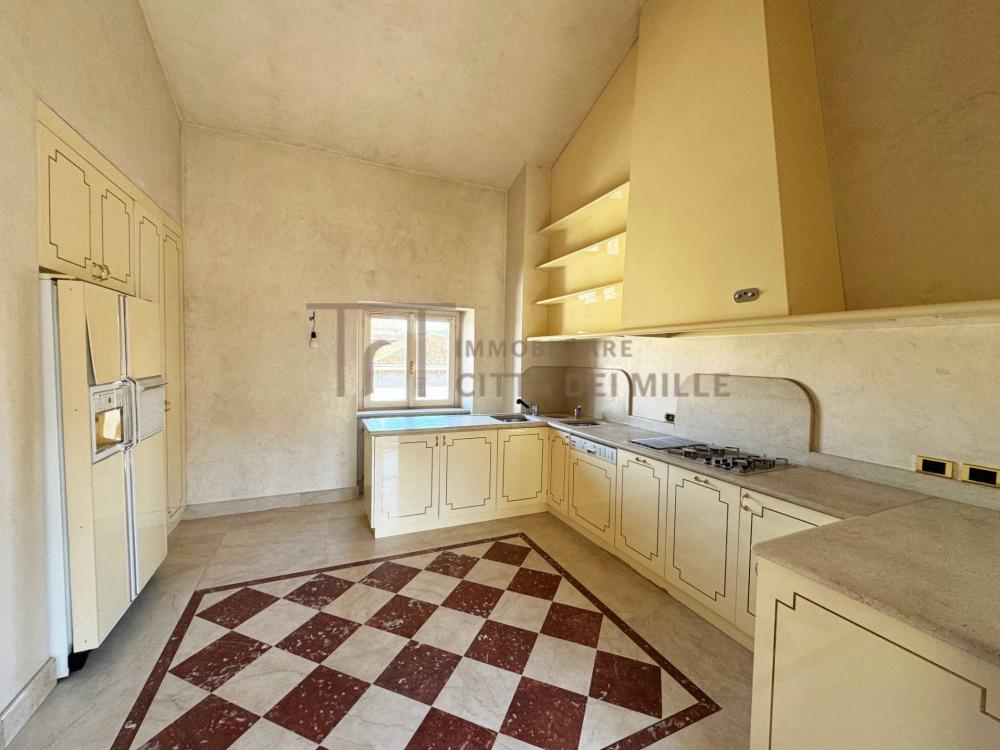 appartamento in vendita a Bergamo in zona Bergamo Centro