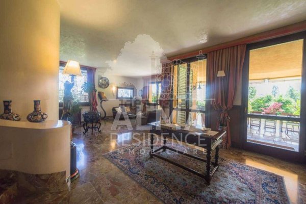 casa indipendente in vendita a Bergamo in zona Città Alta