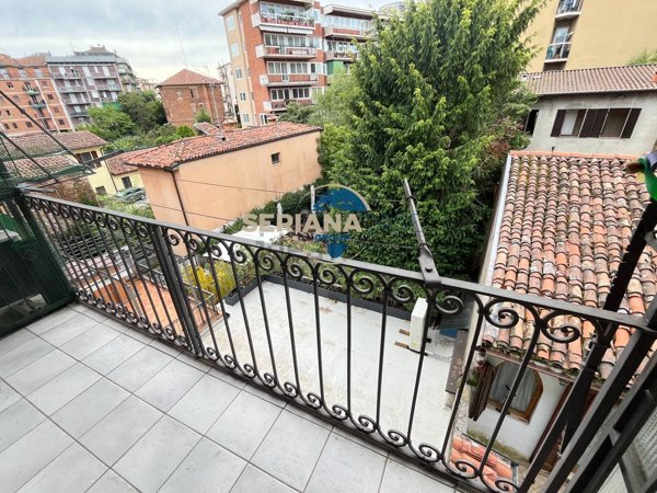 appartamento in vendita a Bergamo in zona Borgo Santa Caterina
