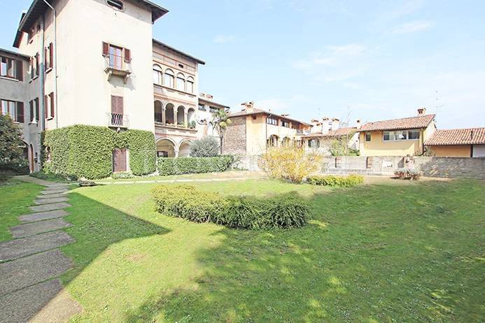 appartamento in vendita a Bergamo in zona Città Alta