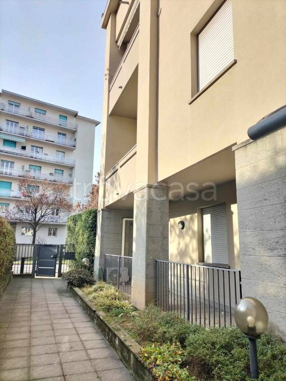 appartamento in vendita a Bergamo in zona Bergamo Centro