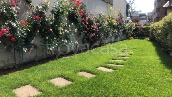 appartamento in vendita a Bergamo in zona Borgo Santa Caterina