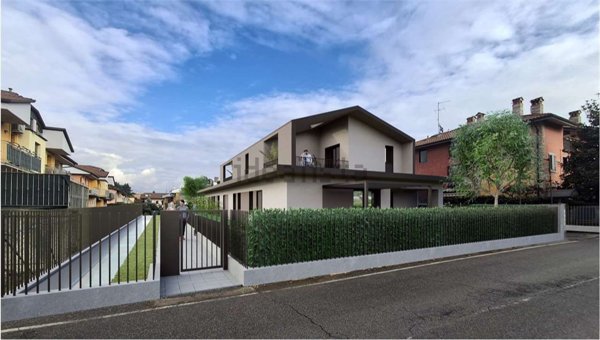 appartamento in vendita a Bergamo in zona Borgo Pignolo