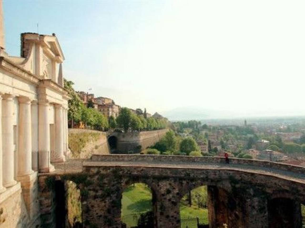 appartamento in vendita a Bergamo in zona Borgo Pignolo