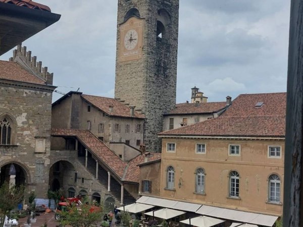 appartamento in vendita a Bergamo in zona Città Alta