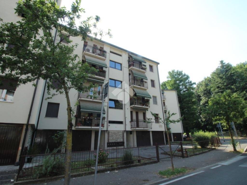 appartamento in vendita a Bergamo in zona Longuelo