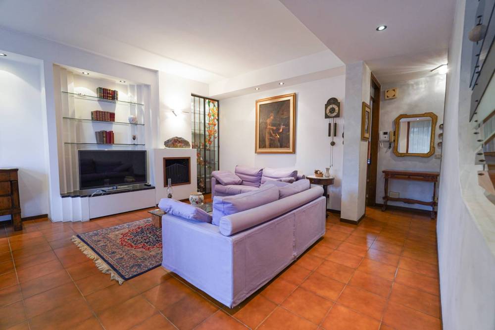 casa indipendente in vendita a Bergamo in zona Colognola