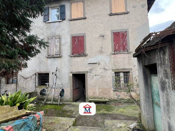 casale in vendita a Bergamo in zona Conca Fiorita