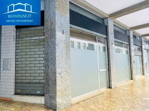 negozio in vendita a Bergamo in zona Città Alta