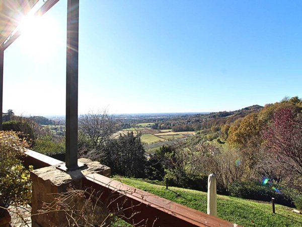 casa indipendente in vendita a Bergamo in zona Astino