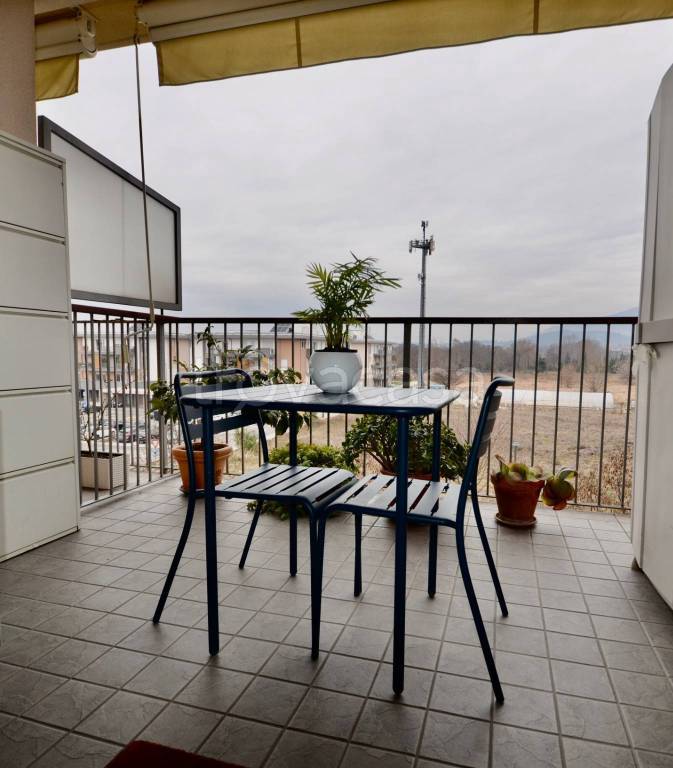 appartamento in vendita a Bergamo in zona Villaggio degli Sposi