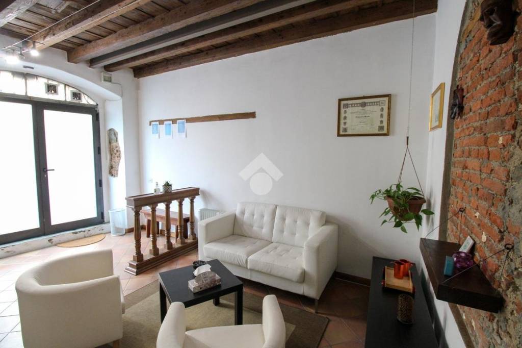 negozio in vendita a Bergamo in zona Valtesse/Valverde