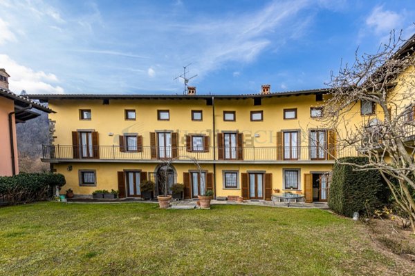 casa semindipendente in vendita a Bergamo in zona Castagneta/Pianone