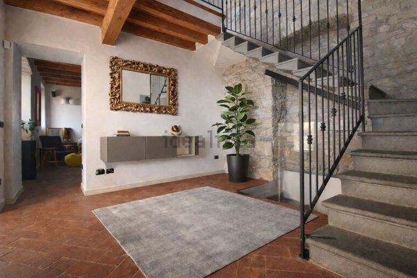 casa indipendente in vendita a Bergamo in zona Astino