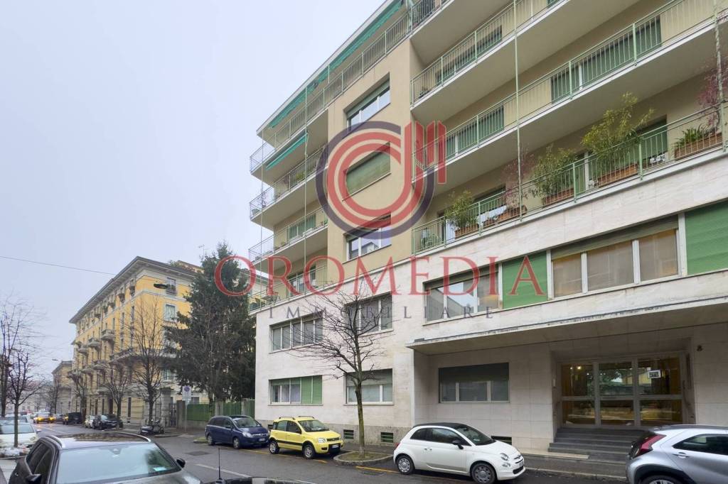 ufficio in vendita a Bergamo in zona Città Alta