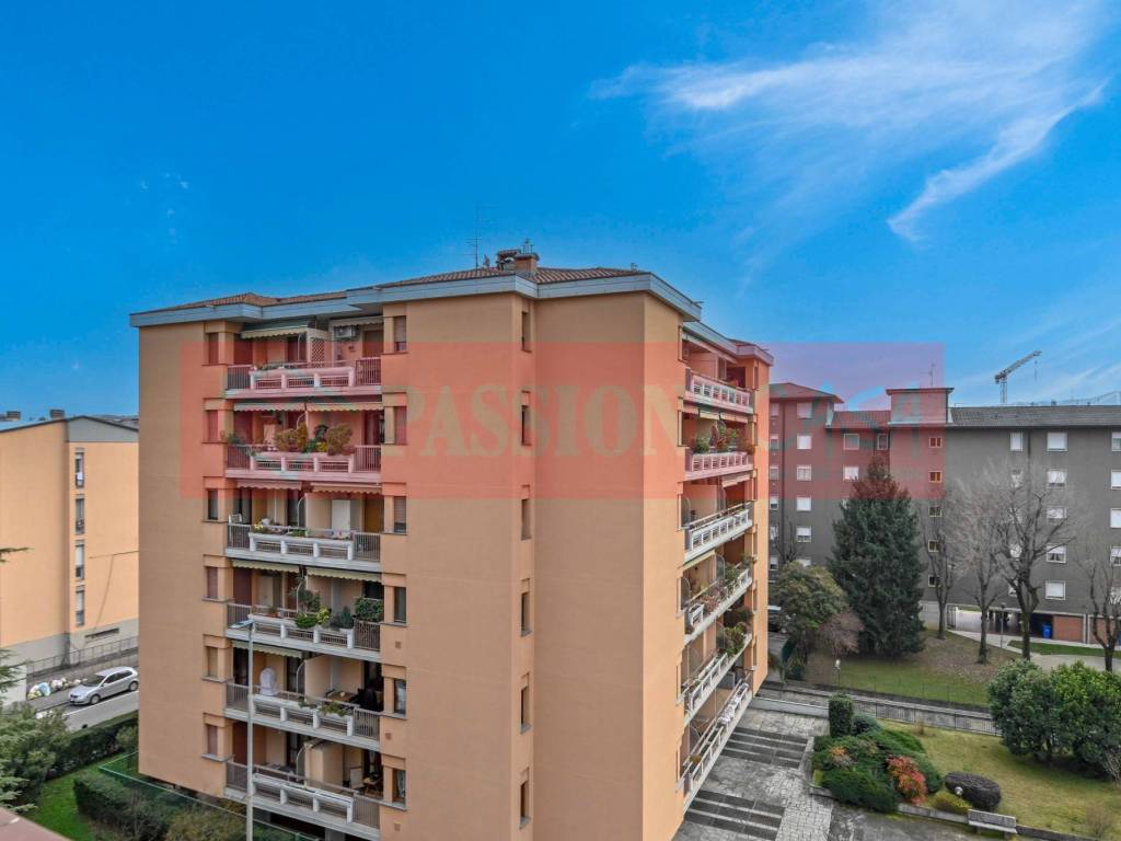 appartamento in vendita a Bergamo in zona Canovine