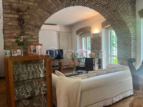 casa indipendente in vendita a Bergamo in zona Colognola