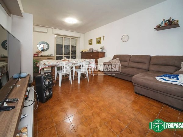 appartamento in vendita a Bergamo in zona Villaggio degli Sposi