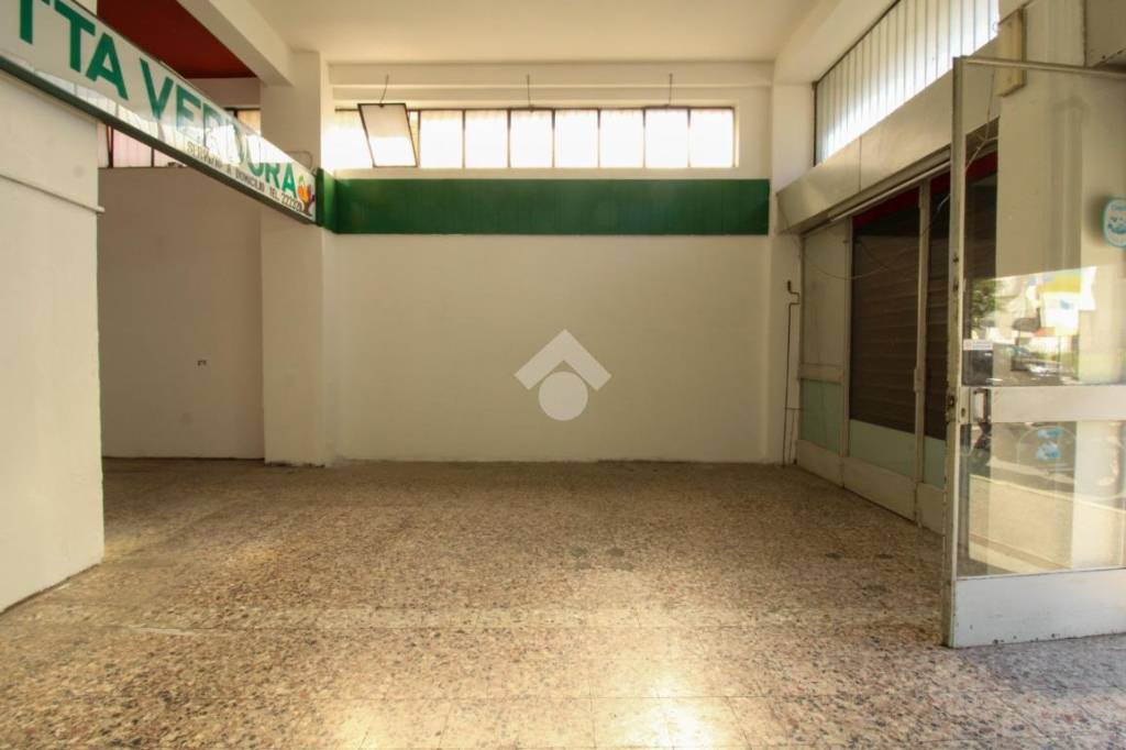 negozio in vendita a Bergamo