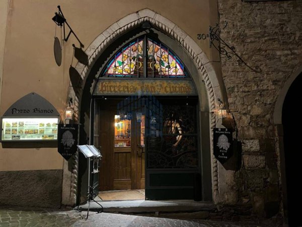negozio in vendita a Bergamo in zona Città Alta