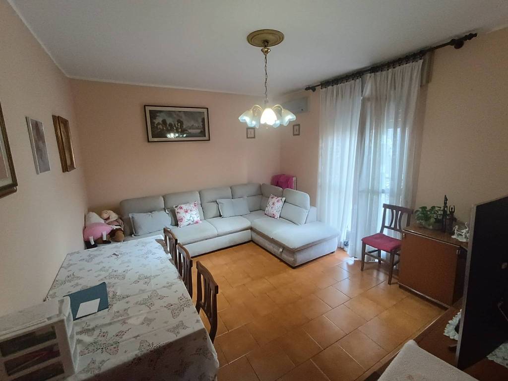 appartamento in vendita a Bergamo in zona Valtesse/Valverde