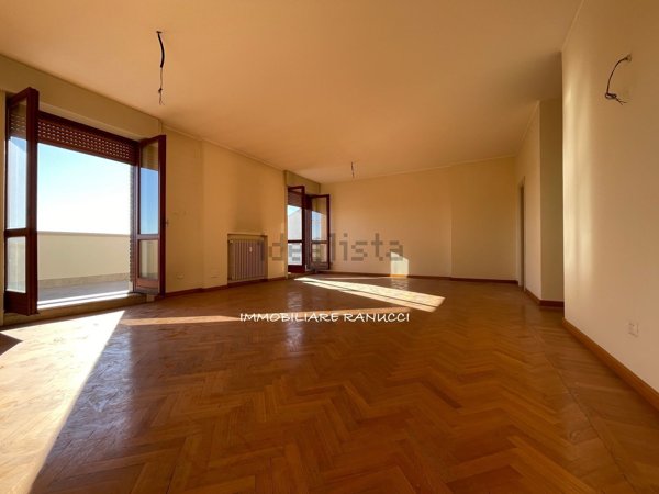 appartamento in vendita a Bergamo in zona Città Alta