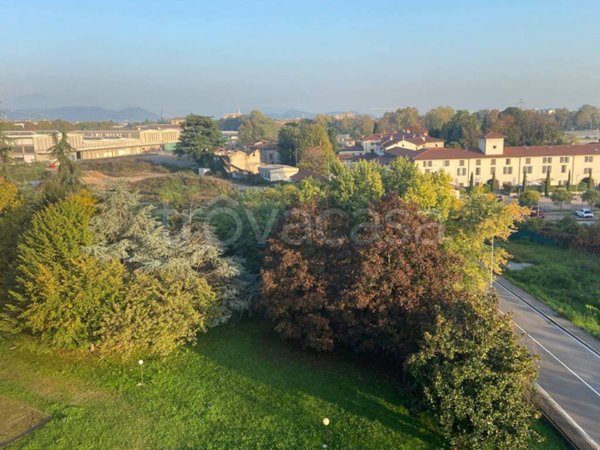 appartamento in vendita a Bergamo in zona Borgo Palazzo