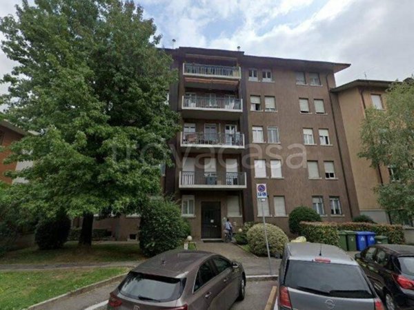appartamento in vendita a Bergamo in zona Conca Fiorita