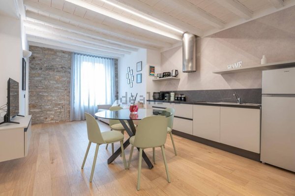 appartamento in vendita a Bergamo in zona Borgo Santa Caterina