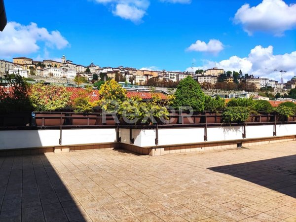 appartamento in vendita a Bergamo in zona Borgo Pignolo