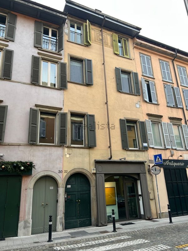 appartamento in vendita a Bergamo in zona Bergamo Centro