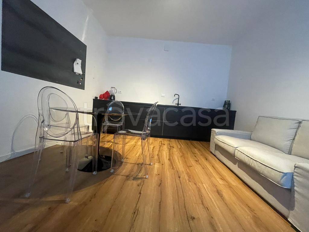 appartamento in vendita a Bergamo in zona Borgo Santa Caterina