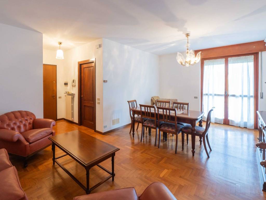 appartamento in vendita a Bergamo in zona Borgo Palazzo