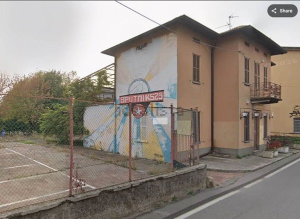 casa indipendente in vendita a Bergamo in zona Villaggio degli Sposi
