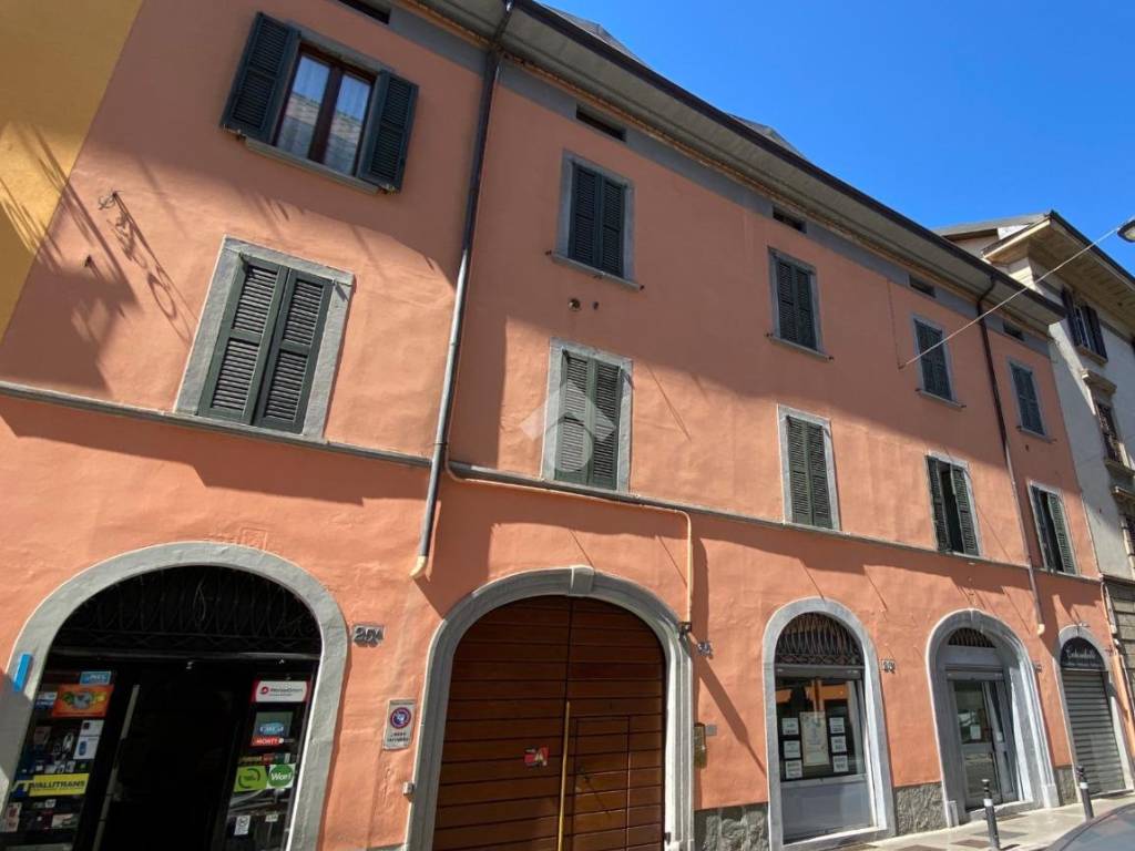 appartamento in vendita a Bergamo in zona Borgo Palazzo