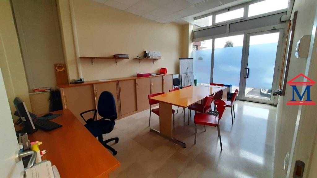 negozio in vendita a Bergamo in zona Valtesse/Valverde