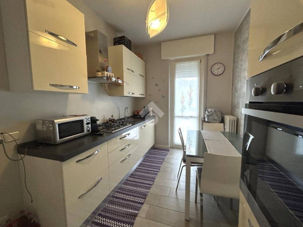 appartamento in vendita a Bergamo in zona Valtesse/Valverde