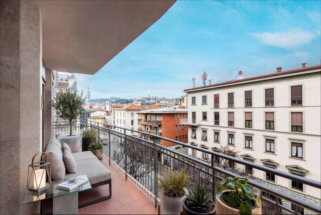 appartamento in vendita a Bergamo in zona Bergamo Centro
