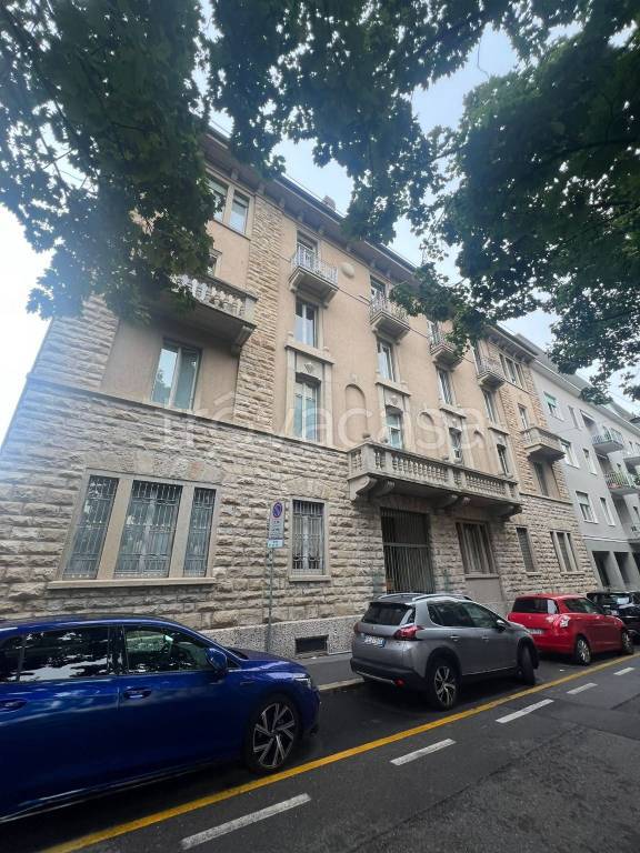 appartamento in vendita a Bergamo in zona Bergamo Centro